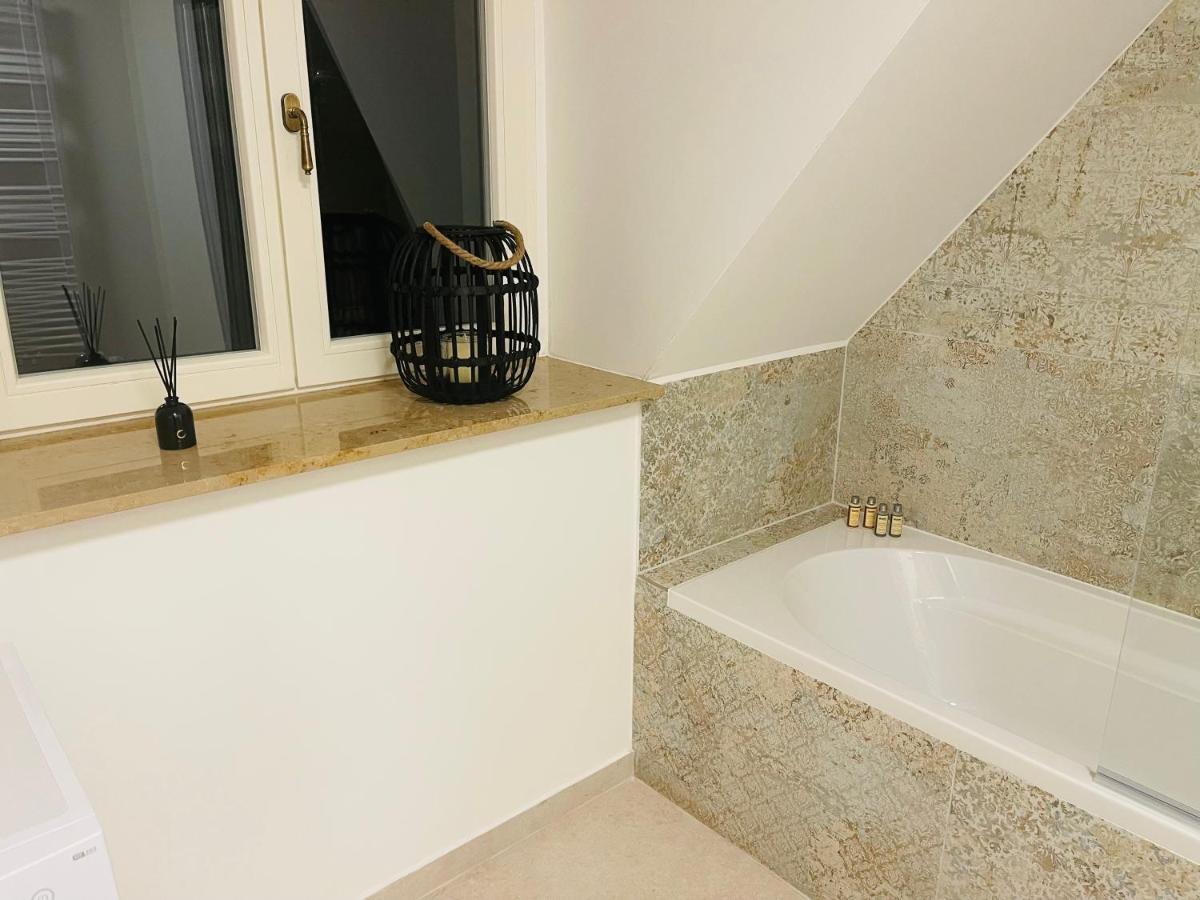 Appartamento Ruhig-Nespresso-Netflix-Parken-Luxurioes Wuppertal Esterno foto